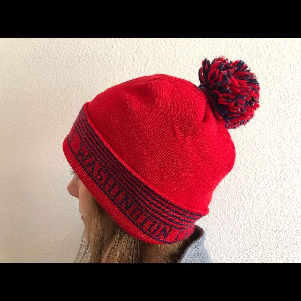 Washington Capitals Beanie with Pom Pom